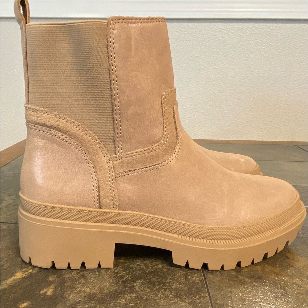Lucky Brand Tan Taupe Eabile Lug Sole Ankle Boots 9M - Picture 2 of 10